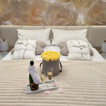 Skinspa Apartments อิดาร์-โอเบอร์ชไตน์ ภายนอก รูปภาพ