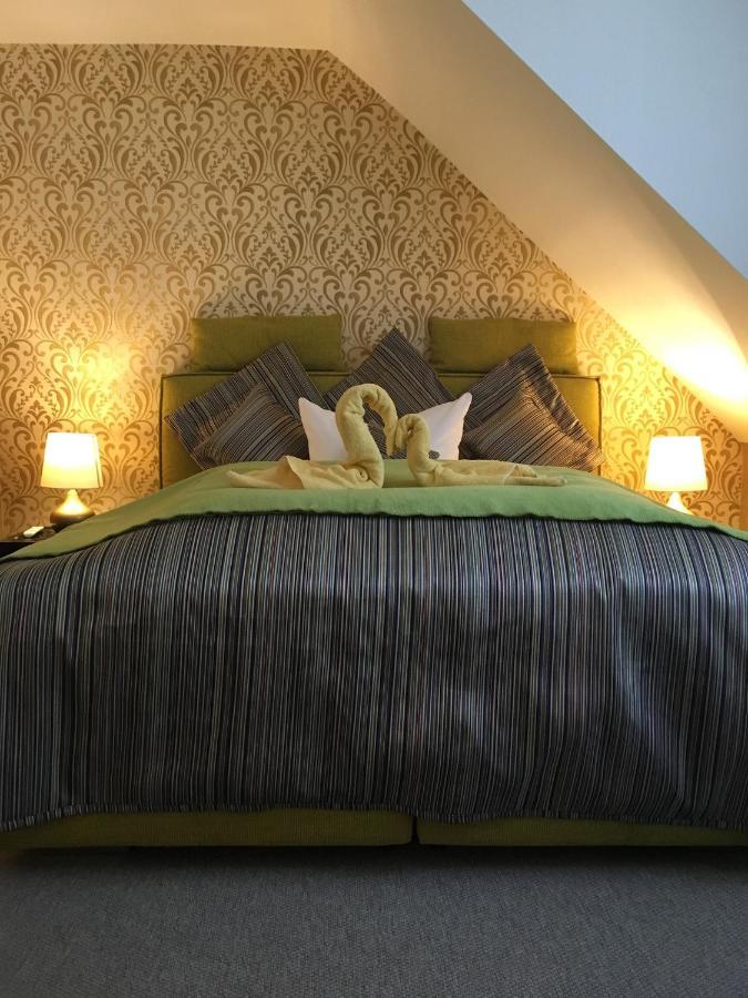 Skinspa Apartments อิดาร์-โอเบอร์ชไตน์ ภายนอก รูปภาพ